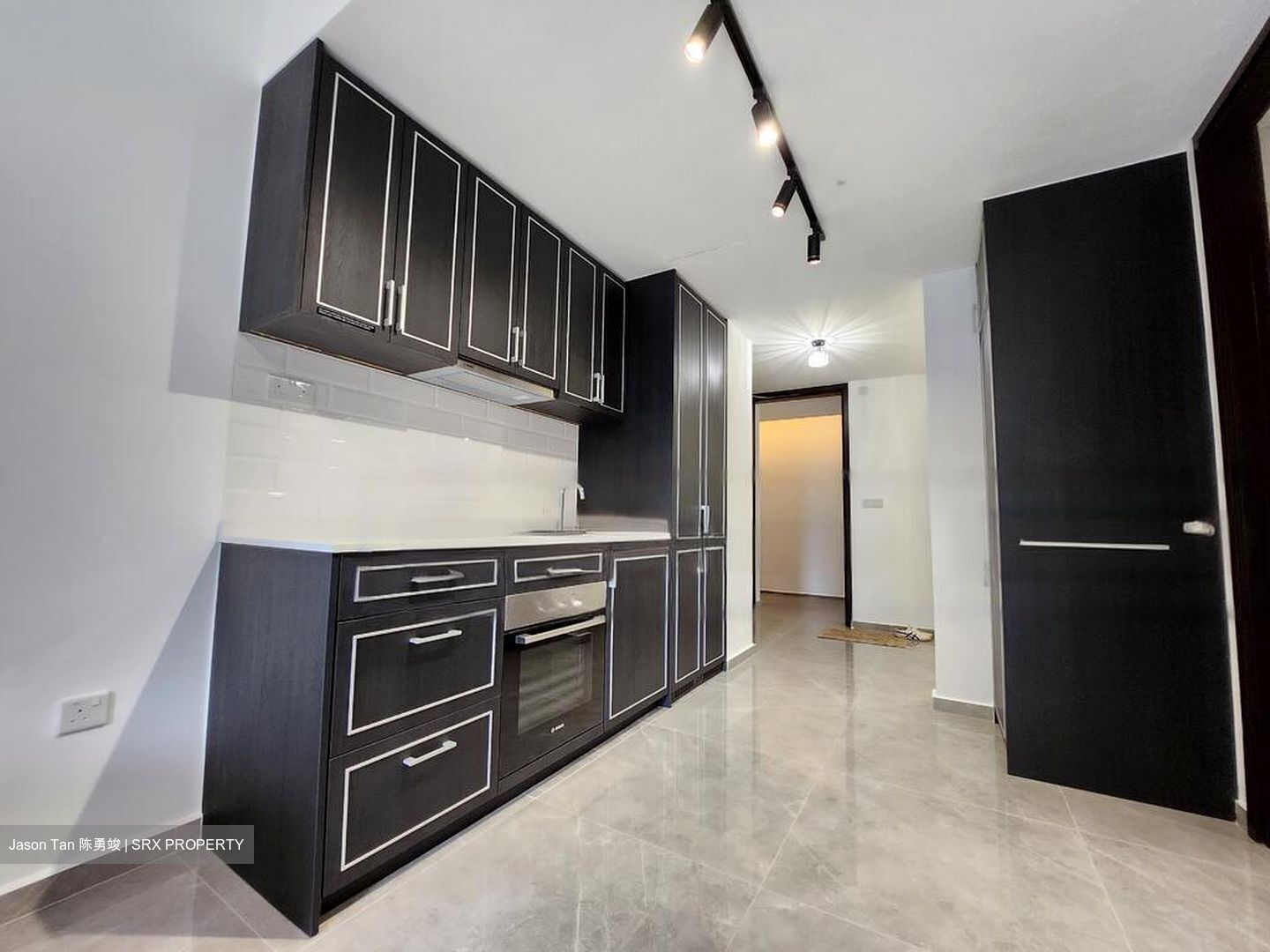 Mayfair Gardens (D21), Condominium #469134031
